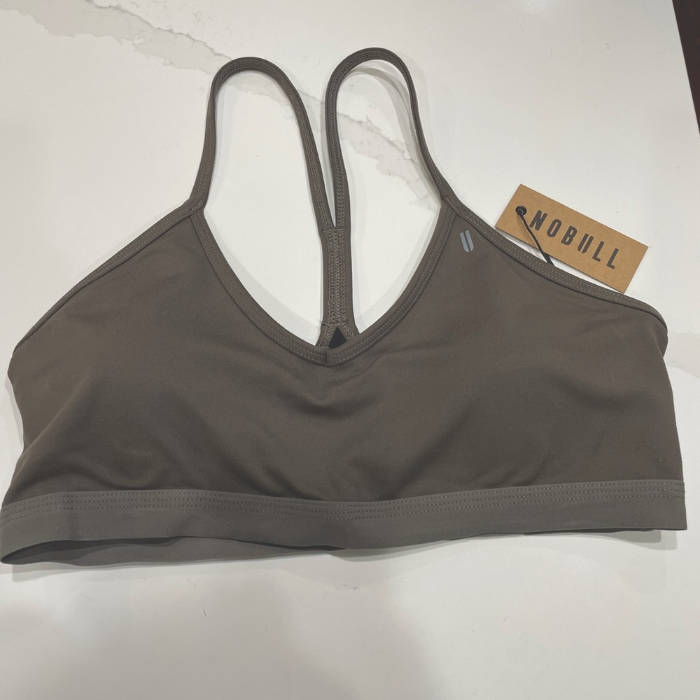 NoBull V Neck Sports Bra. Fallen Rock NoBull Matte Bra, Size Large.